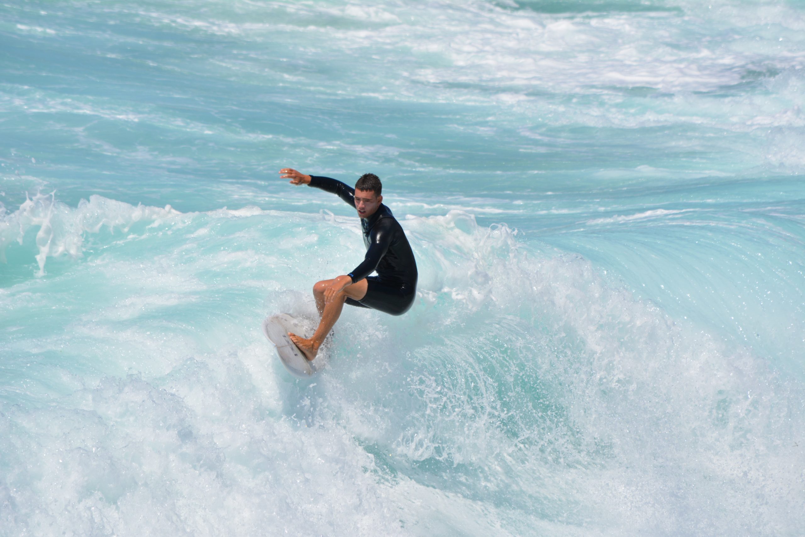 echo beach pro surfers on best waves